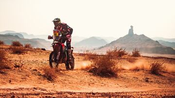 Tosha Schareina, en la etapa 4 del Rally Dakar 2024.