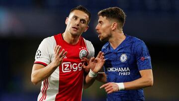 Tadic con Jorginho.