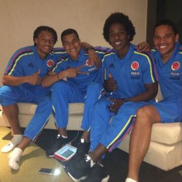 "Meriendita con los panas antes de ir a dormir @goleador70 #ElMuri #LaRoca #vamoscolombia"