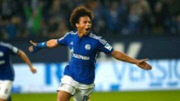 Leroy Sané celebra un gol con el Schalke 04.