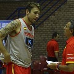 Javi Vega hace historia: de la LEB a la Selección española