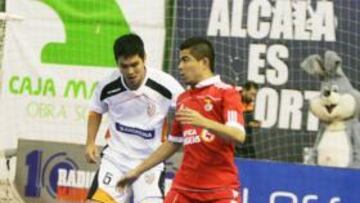 <b>CARLOS BARBOSA 4 - BENFICA 3</b>.