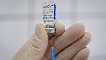 FILE PHOTO: A medical worker fills a syringe with Sputnik V (Gam-COVID-Vac) vaccine as she prepares to vaccinate a Russian Army service member at a clinic in the city of Rostov-On-Don, Russia December 22, 2020.  REUTERS/Sergey Pivovarov/File Photo