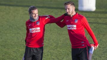 Griezmann y Saúl en el entrenamietno del Atlético.