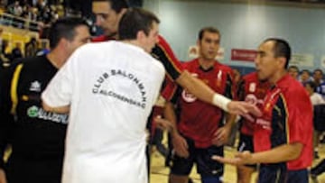 <b>BRONCA</B>. Imagenes del encontronazo en el que se vió envuelto Dujshebaev