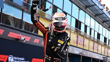 Bruno del Pino, sobrino de Martínez de la Rosa, celebra su primera victoria en Fórmula 3.