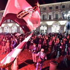 Juve fans take to the streets to celebrate seven in a row