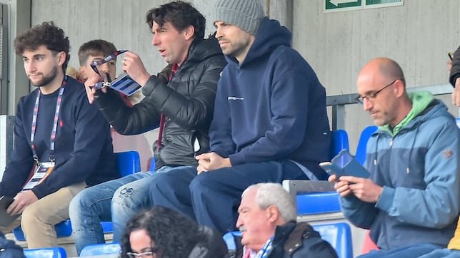 Piqué se arremanga y se incrusta en el cuerpo técnico del Andorra