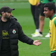 Jeremy Arévalo cambia su rol