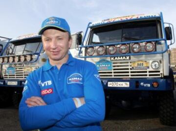 Es siete veces ganador del Rally Dakar en la categoría de camiones en 2000, 2002, 2003, 2004, 2006, 2010 y 2011 al volante de un Kamaz. El piloto ruso cuenta con el récord de 63 etapas ganadas en el Rally Dakar.