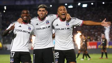 El jugador de Colo Colo, Leandro Benegas, celebra su gol contra Coquimbo Unido.