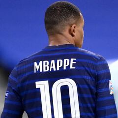 Ronaldo to Man City, 'Mbappé is at Real Madrid's door'