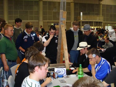 La divertida razón por la que en Yu-Gi-Oh! hay un límite de 60 cartas por baraja