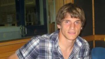 El argentino Dubarbier, gran novedad en la lista del Almería