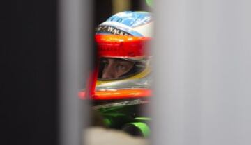 Fernando Alonso en el Circuito de Jerez al comienzo de la tercera jornada de entrenamientos 