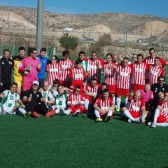 El Almería y el Córdoba se miden en un sentido homenaje