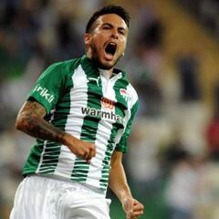 La Serena busca a un chileno que juega en Europa y a joya de la U