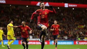 Fabián celebra un gol con España.
