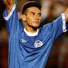 ¿Qué fue de Raúl Díaz Arce, el máximo goleador salvadoreño?