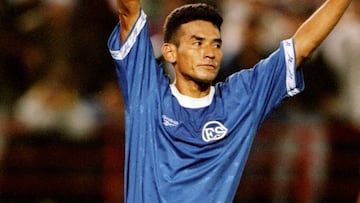 ¿Qué fue de Raúl Díaz Arce, el máximo goleador salvadoreño?