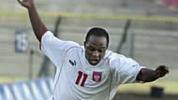 <b>FIJO.</B> Olisadebe es uno de los indiscutibles en las alineaciones de Polonia.