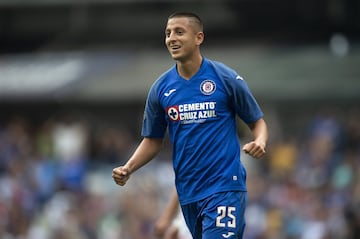 El 'Piojo' ya es todo un experimentado de la Liga MX a pesar de su corta edad. Regatea, asiste y anota, que más se le puede pedir a un futbolista de ataque.
