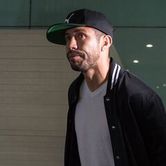 Oribe Peralta llegó a Guadalajara en medio de gran operativo