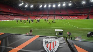 El Elfsborg, en la sesión preparatoria de ayer en San Mamés.