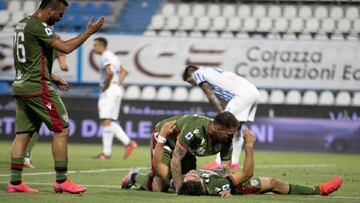Giovanni Simeone, en el 93, da un triunfo al Cagliari 7 meses después.