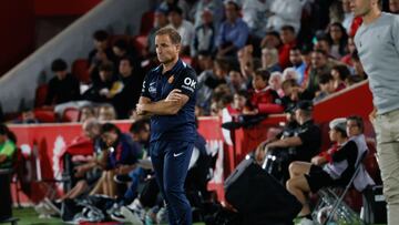 PALMA, 17/09/2024.- El entrenador del Mallorca Jagoba Arrasate durante el partido de la jornada 7 de LaLiga EA Sports entre el RCD Mallorca y la Real Sociedad, este martes en el Estadi Mallorca Son Moix en Palma.- EFE/CATI CLADERA