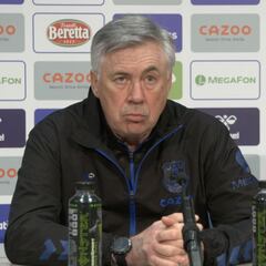 Carlo Ancelotti, paciente con la renovación de James