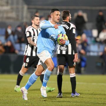 El centrocampista del equipo celeste es el faro goleador. Su aparición en el área rival le está reportando muchos beneficios al equipo, aunque de momento no le da para sacarle del farolillo rojo. Ante el Cartagena rescató un punto en el último suspiro.  