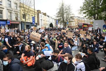 Los seguidores del Chelsea protestan contra la Superliga