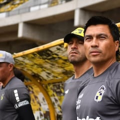 Esteban González es presentado como nuevo director técnico del Querétaro