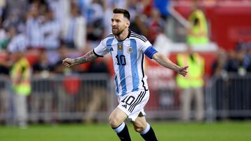 HARRISON, NEW JERSEY - SEPTEMBER 27: Lionel Messi #10 of Argentina celebrates his goal in the second half against Jamaica at Red Bull Arena on September 27, 2022 in Harrison, New Jersey. Argentina defeated Jamaica 3-0.   Elsa/Getty Images/AFP