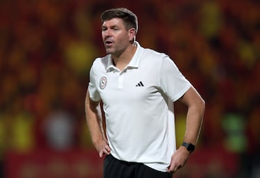 Último cargo: Al-Ettifaq FC | Edad: 45 | Nacionalidad: Inglaterra