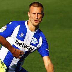 La cuestión económica frena por ahora la renovación de Rodrigo Ely con el Alavés