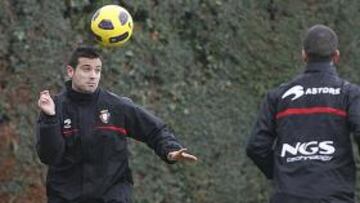 <b>AUSENCIA. </b>Miguel Flaño, durante un entrenamiento.