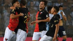 Colón hace pagar la inefectividad de Racing y se va con los 3 puntos del Cilindro