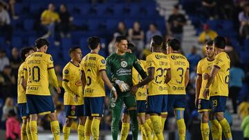Luis malign and Players of America during the Quarter Finals first leg match between America and Cruz Azul as part of the CONCACAF Champions Cup 2025, at Ciudad de los Deportes Stadium on April 01, 2025 in Mexico City, Mexico.