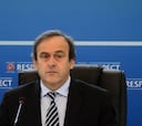Platini: "Le tecnología costaría 54 millones de euros en 5 años"