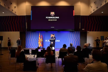 Leo Messi durante la rueda de prensa de despedida.