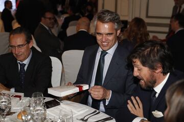 José Carlos Herreros (director de red de emisoras de la SER), Ignacio Soto (director general de gestión del negocio de PRISA Radio) e Ignacio Arrola (director márketing de Mediapro).