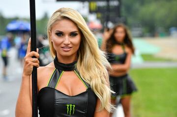 Las chicas más guapas del paddock de Brno