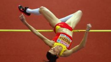 Ruth Beitia, durante la calificaci&oacute;n de altura en Praga. 