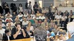 "Vamos a arrasar en el voto presencial"