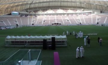 El Khalifa International Stadium es el recinto al aire libre refrigerado más grande del mundo, diseñado para que la sensación térmica en su interior sea de 26º en una zona en la que se registran temperaturas máximas de 50º en verano.