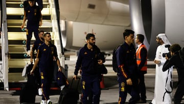 Soccer Football - FIFA World Cup Qatar 2022 Arrival - Spain  team arrives in Doha - Hamad International Airport, Doha, Qatar - November 18, 2022 Spain's Jose Gaya with teammates arrive in Doha for the FIFA World Cup Qatar 2022 REUTERS/Hamad I Mohammed