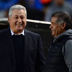 Vucetich y Bielsa habrían sido rechazados por Jorge Vergara