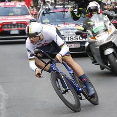 Ganna, favorito en una crono sin representación española